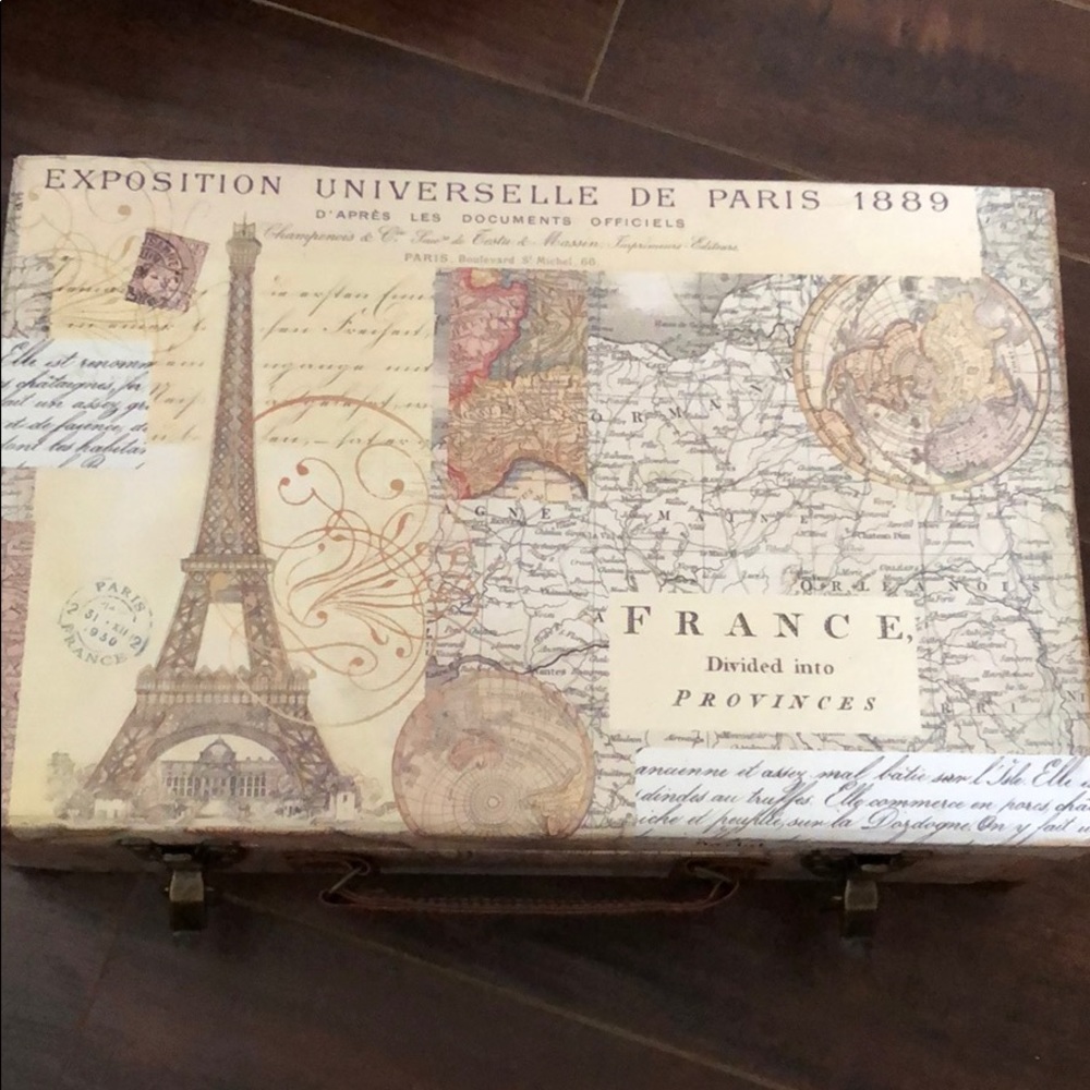 Set of 2 Decorative Luggage